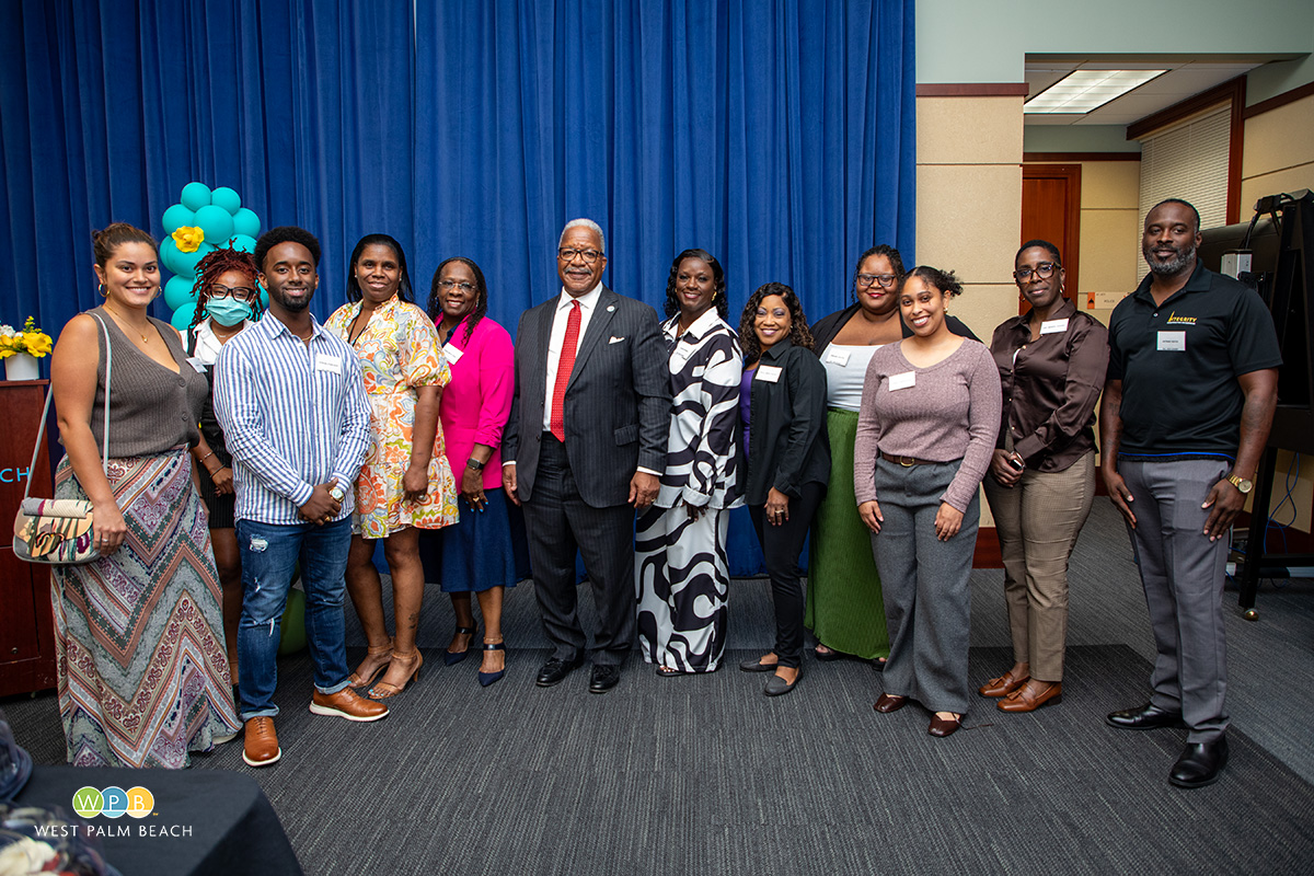 Mayor Keith A. James, center, with the 11 members of the MJA Sixth Cohort